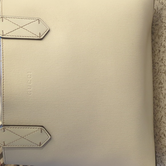 GUCCI REVERSABLE TOTE GG SMALL - Picture 10 of 16